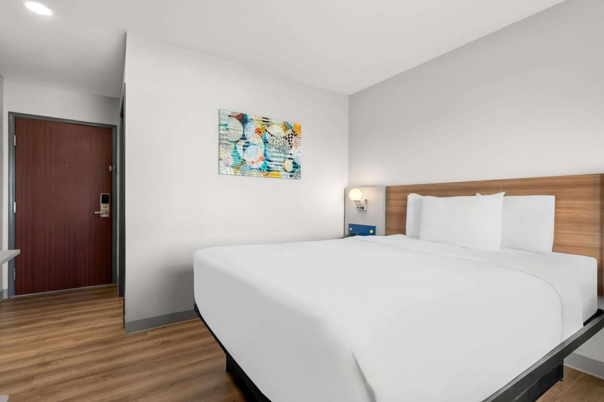 Microtel Inn & Suites By Wyndham Tulsa - Catoosa Route 66 Exterior foto